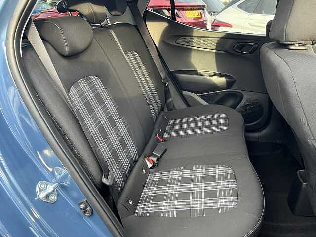 Hyundai i10 1.2 [79] Premium 5dr Auto [Nav]