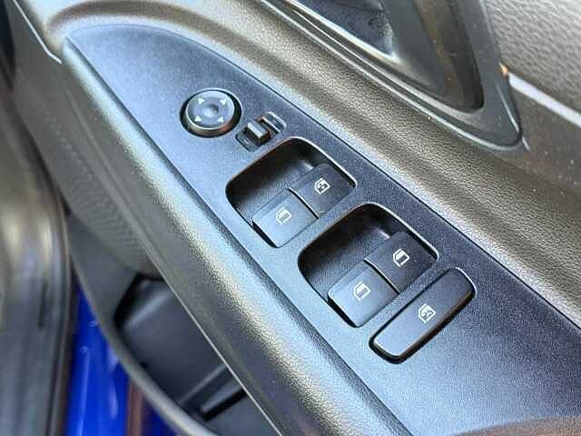 Hyundai i20 1.0T GDi 48V MHD SE Connect 5dr