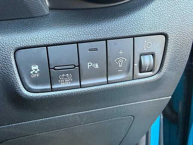 Hyundai KONA 1.6 GDi Hybrid Premium 5dr DCT