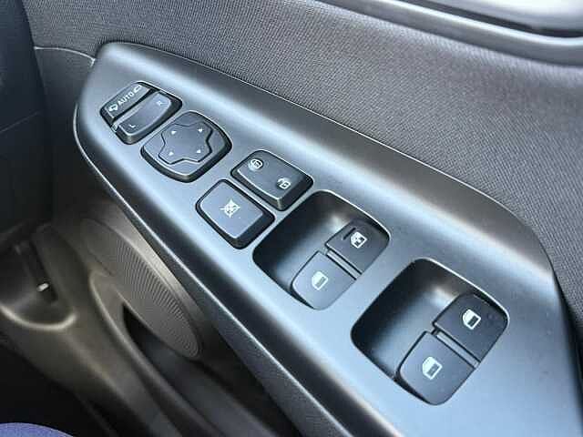 Hyundai KONA 1.6 GDi Hybrid Premium 5dr DCT