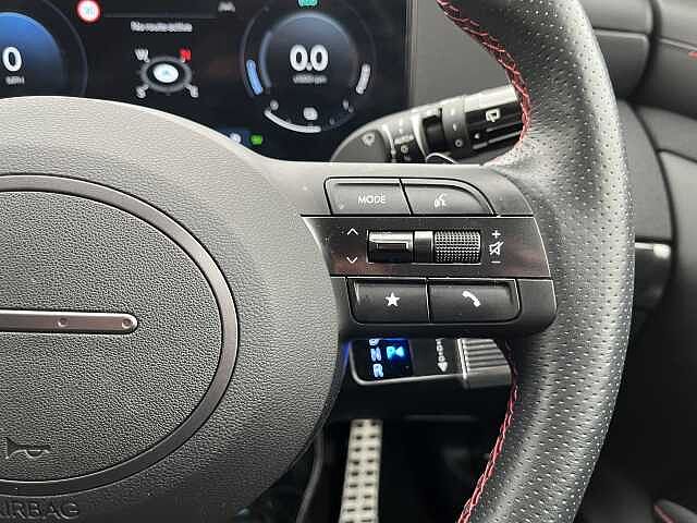 Hyundai TUCSON 1.6T Hybrid N Line 5dr Auto Black