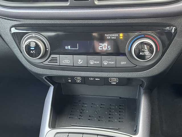 Hyundai i10 1.2 [79] Premium 5dr Auto [Nav]