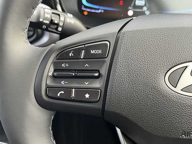 Hyundai i10 1.2 [79] Premium 5dr Auto [Nav]