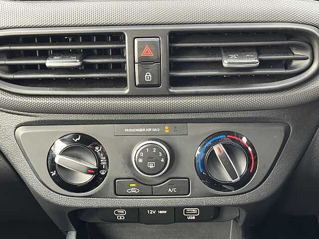 Hyundai i10 1.2 Advance 5dr Auto