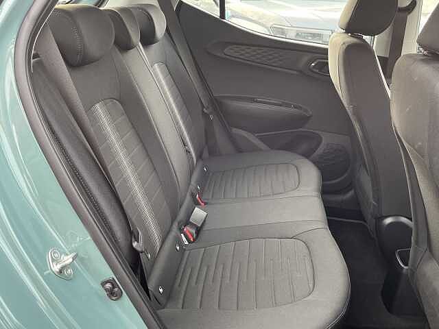 Hyundai i10 1.2 Advance 5dr Auto