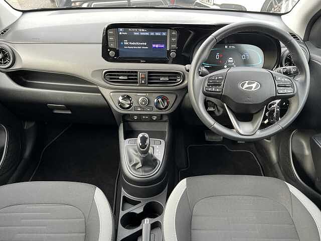 Hyundai i10 1.2 Advance 5dr Auto
