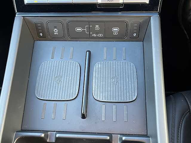 Hyundai SANTA FE 1.6 TGDi Hybrid Calligraphy 5dr 4WD Auto