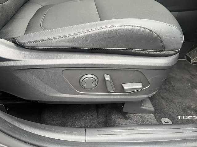 Hyundai TUCSON 1.6T Premium 5dr