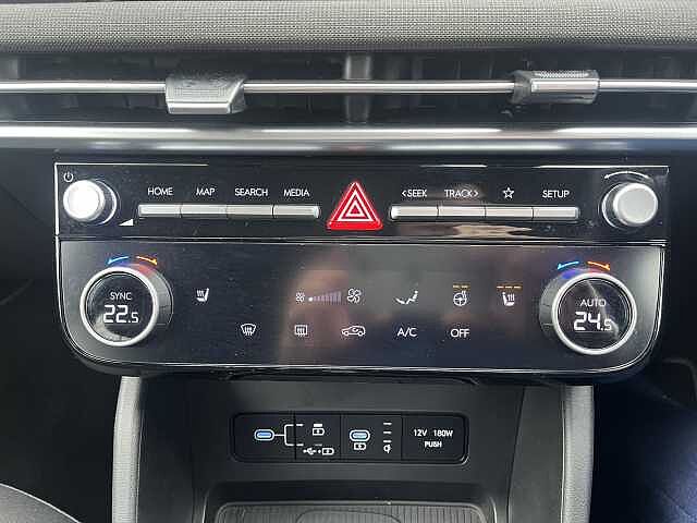 Hyundai TUCSON 1.6T Premium 5dr