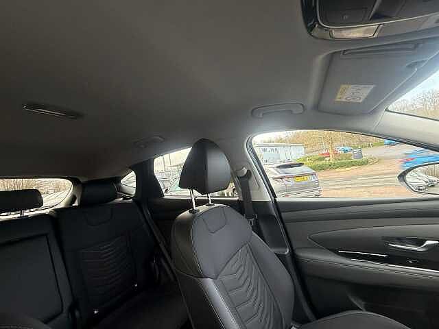Hyundai TUCSON 1.6T Premium 5dr