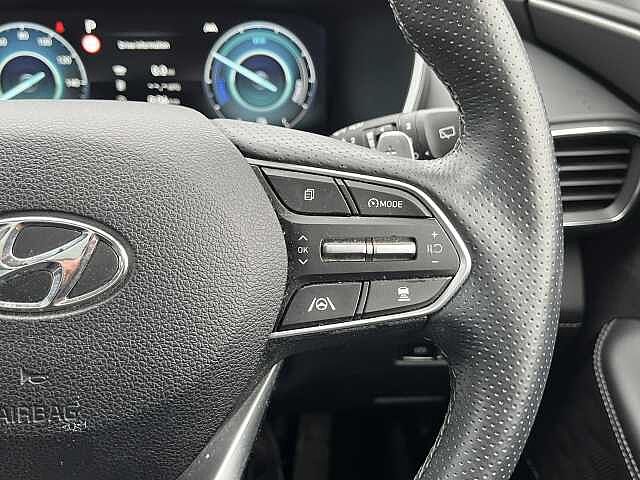 Hyundai SANTA FE 1.6 TGDi Hybrid Ultimate 5dr 4WD Auto