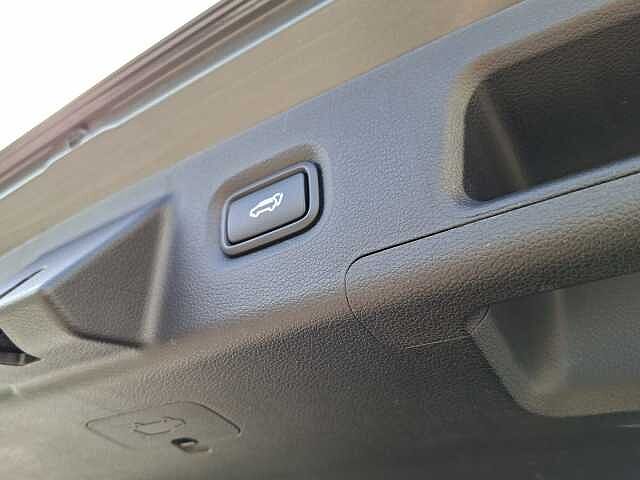 Hyundai SANTA FE 1.6 TGDi Hybrid Ultimate 5dr Auto