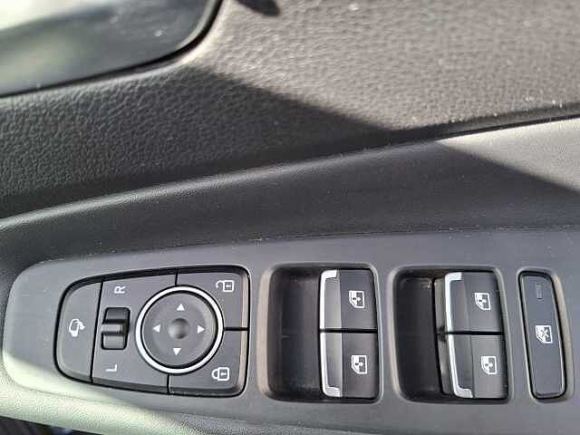 Hyundai SANTA FE 1.6 TGDi Hybrid Ultimate 5dr Auto