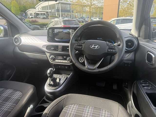 Hyundai i10 1.2 [79] Premium 5dr Auto [Nav]