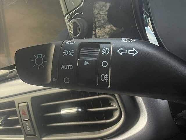 Hyundai i10 1.2 [79] Premium 5dr Auto [Nav]