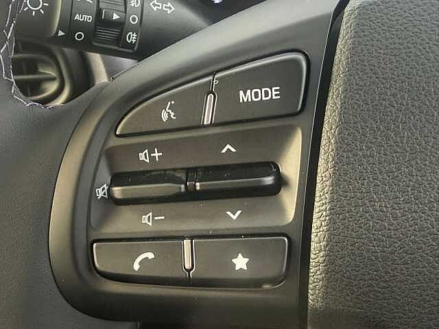 Hyundai i10 1.2 [79] Premium 5dr Auto [Nav]