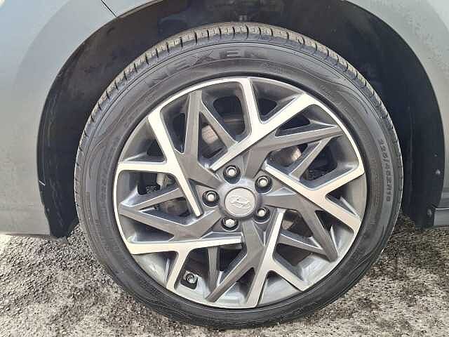 Hyundai KONA 1.6 GDi Hybrid Premium 5dr DCT