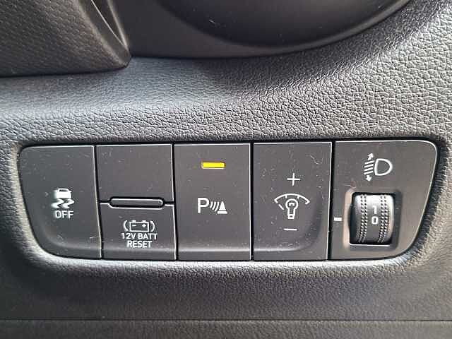 Hyundai KONA 1.6 GDi Hybrid Premium 5dr DCT