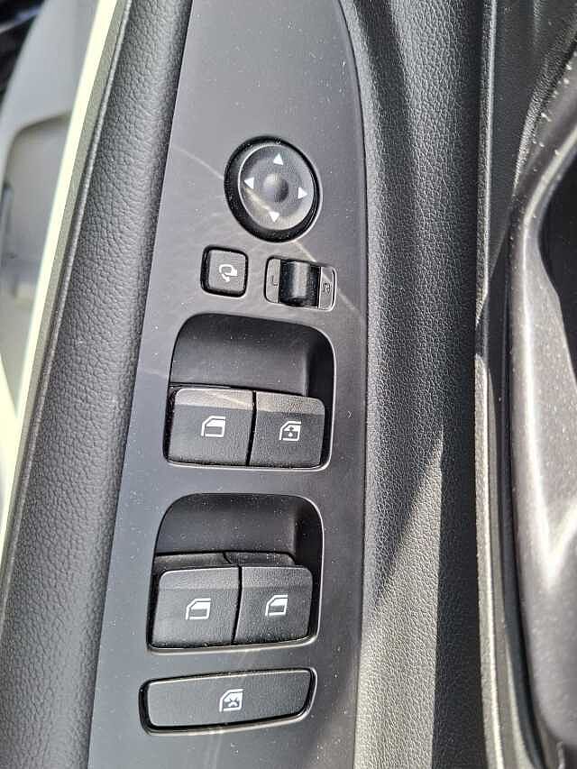 Hyundai i20 1.0T GDi 90 Tech Line 5dr