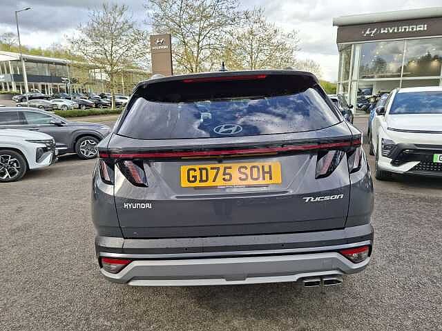 Hyundai TUCSON 1.6T Advance 5dr