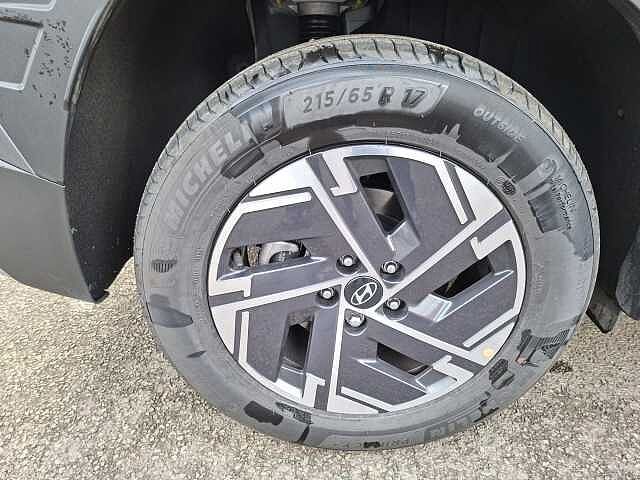 Hyundai TUCSON 1.6T Advance 5dr