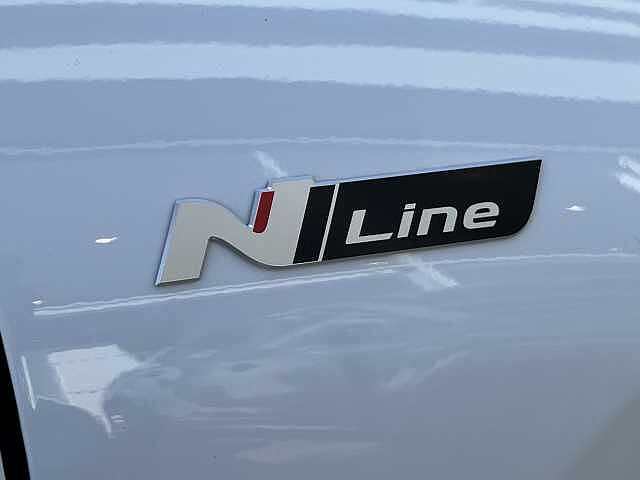 Hyundai TUCSON 1.6T 239 Hybrid N Line 5dr Auto White