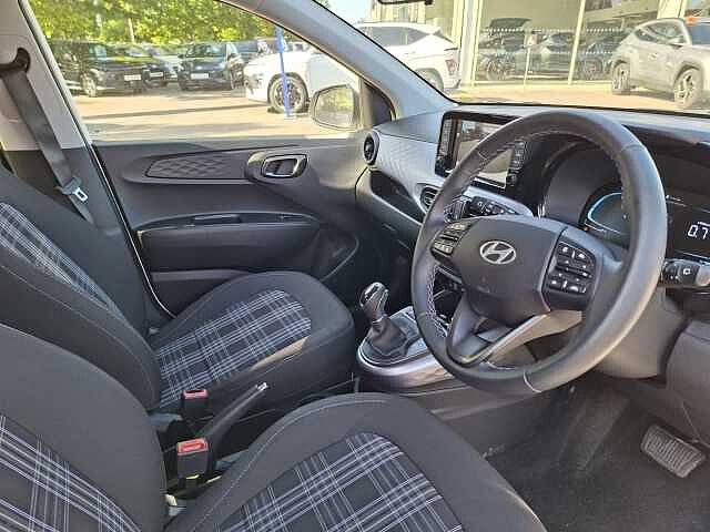 Hyundai i10 1.2 [79] Premium 5dr Auto [Nav]