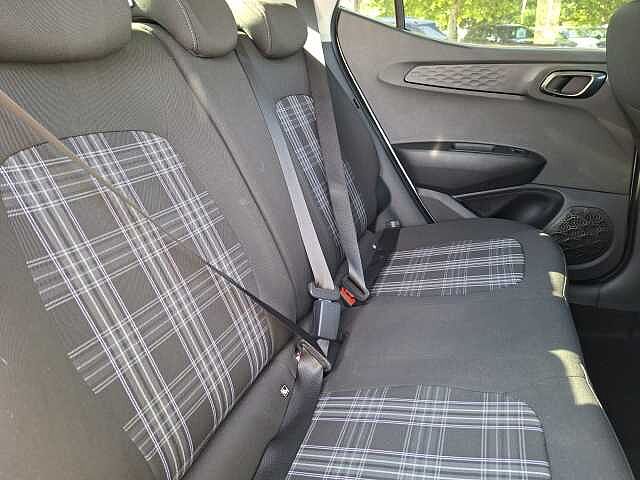 Hyundai i10 1.2 [79] Premium 5dr Auto [Nav]