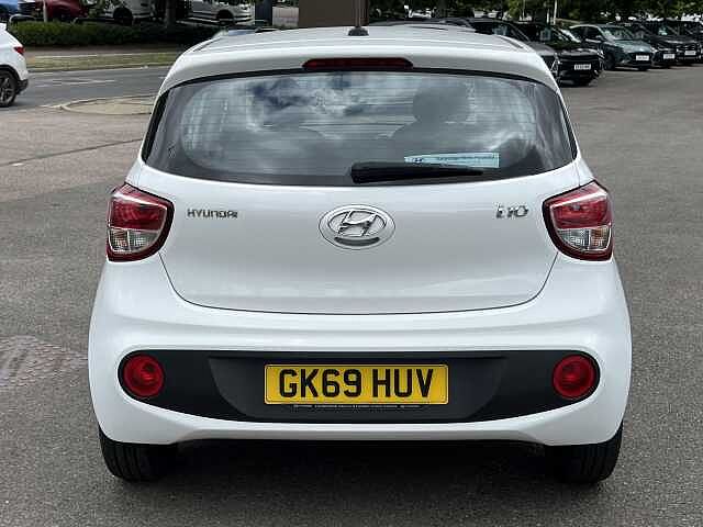 Hyundai i10 1.2 SE 5dr Auto