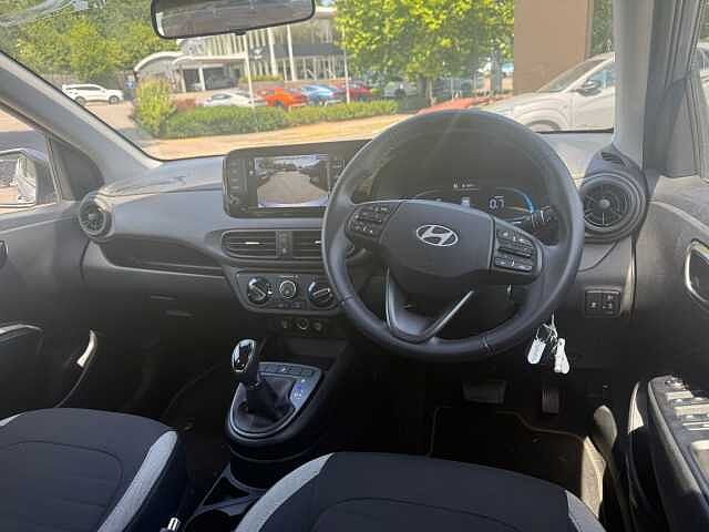 Hyundai i10 1.0 [63] Advance 5dr Auto [Nav]