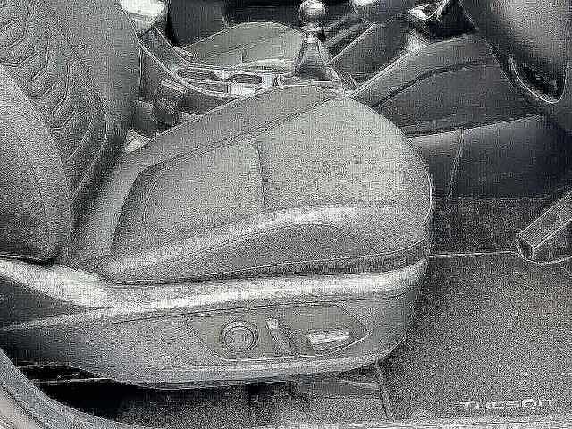 Hyundai TUCSON 1.6T Premium 5dr