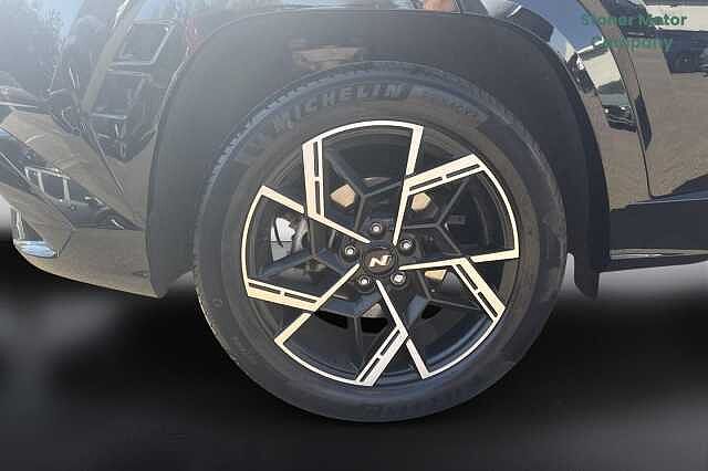 Hyundai TUCSON 1.6T 239 Hybrid N Line S 5dr Auto Black