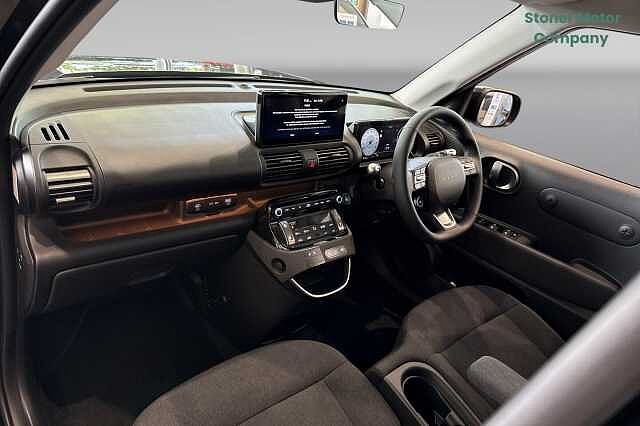 Hyundai INSTER 85kW 02 49kWh 5dr Auto Black