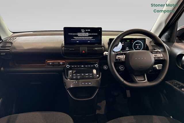 Hyundai INSTER 85kW 02 49kWh 5dr Auto Black