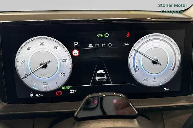 Hyundai INSTER 85kW 02 49kWh 5dr Auto Black