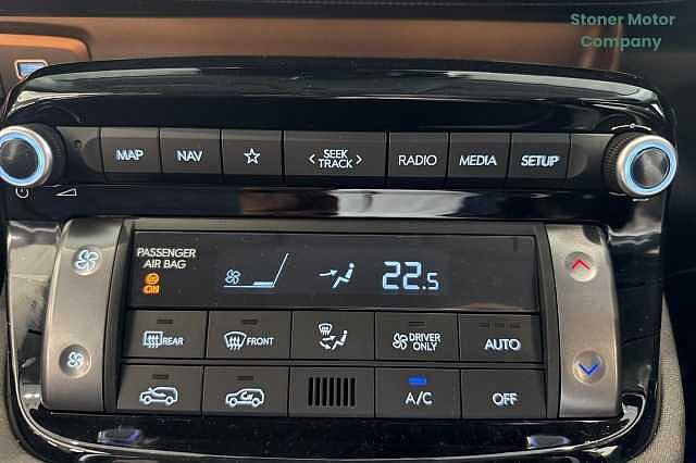 Hyundai INSTER 85kW 02 49kWh 5dr Auto Black