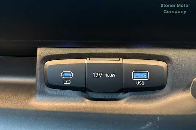 Hyundai INSTER 85kW 02 49kWh 5dr Auto Black