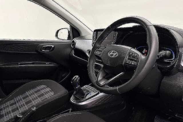 Hyundai i10 1.2 [79] Premium 5dr Auto [Nav]