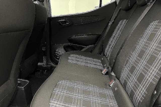Hyundai i10 1.2 [79] Premium 5dr Auto [Nav]