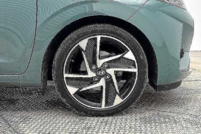 Hyundai i10 1.2 [79] Premium 5dr Auto [Nav]