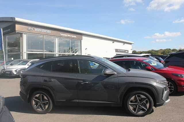 Hyundai TUCSON 1.6T Plug-in Hybrid Premium 5dr 4WD Auto
