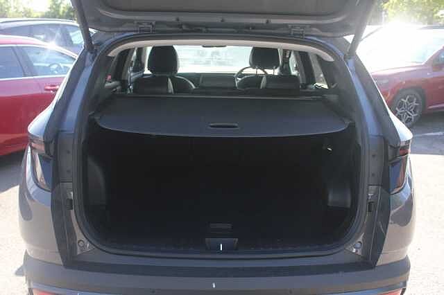 Hyundai TUCSON 1.6T Plug-in Hybrid Premium 5dr 4WD Auto