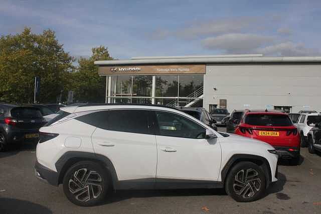 Hyundai TUCSON 1.6T Plug-in Hybrid Ultimate 5dr Auto White