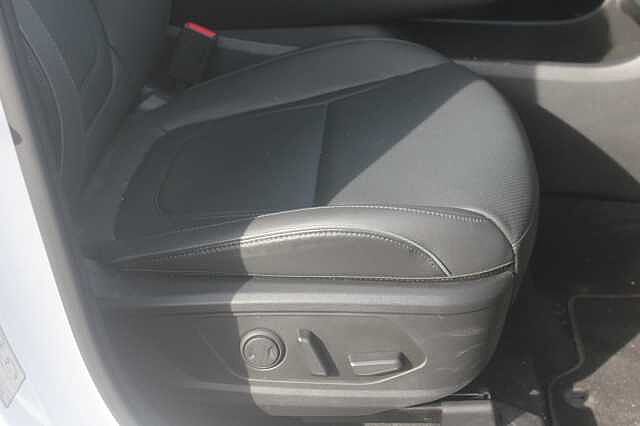 Hyundai TUCSON 1.6T Plug-in Hybrid Ultimate 5dr Auto White
