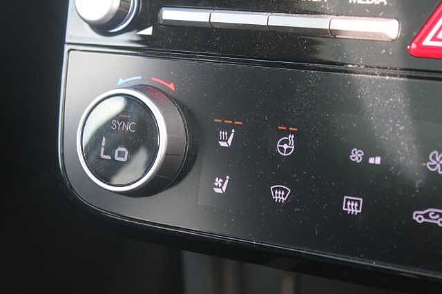 Hyundai TUCSON 1.6T Plug-in Hybrid Ultimate 5dr Auto White